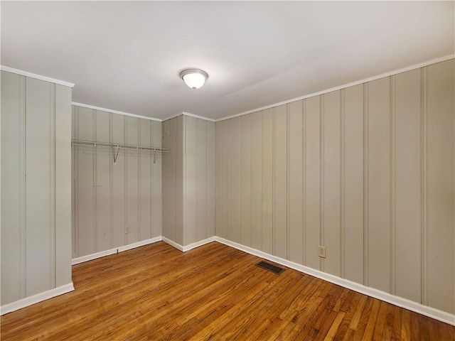 3225 Forrest Hills Drive, Hapeville, GA 30354