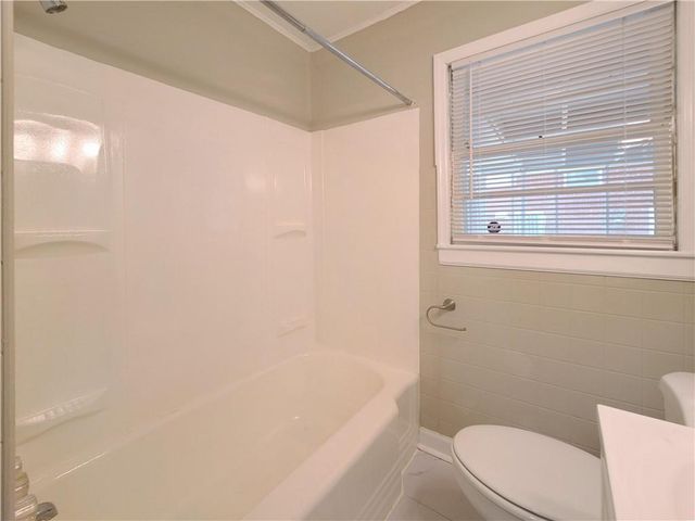 3225 Forrest Hills Drive, Hapeville, GA 30354