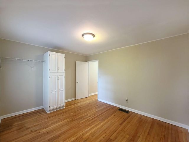 3225 Forrest Hills Drive, Hapeville, GA 30354