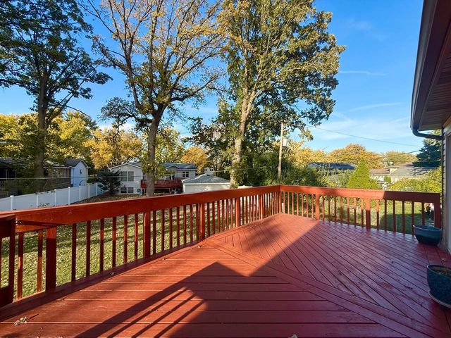 3 Catalpa Court, Woodridge, IL 60517