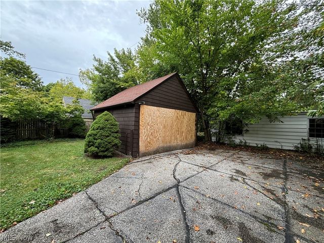 3113 Ludlow Road, Shaker Heights, OH 44120