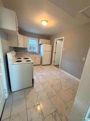 621 9TH AVENUE, Birmingham, AL 35205