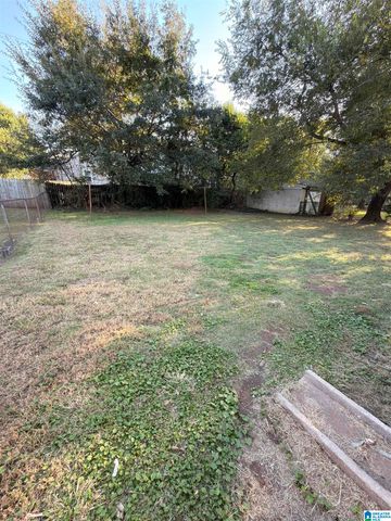 621 9TH AVENUE, Birmingham, AL 35205