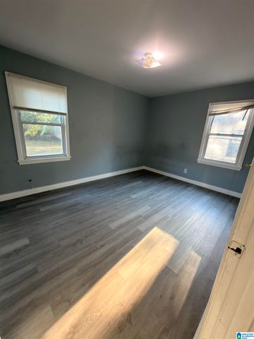 621 9TH AVENUE, Birmingham, AL 35205