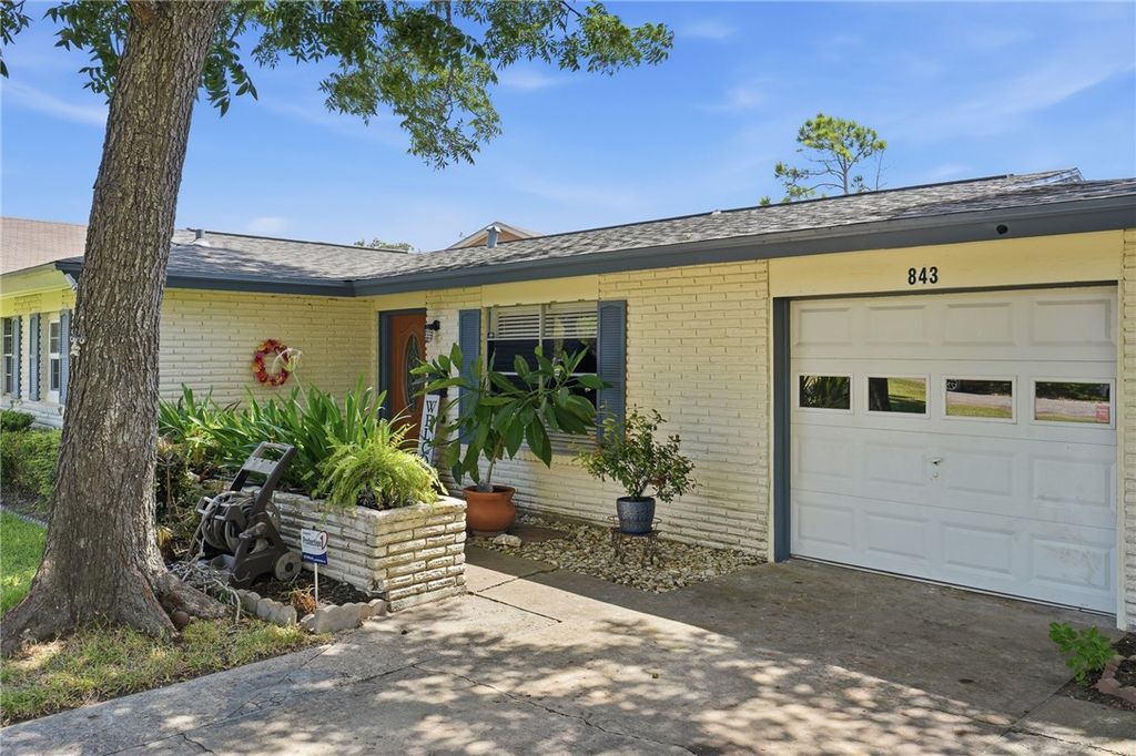 843 S Lamont St, Aransas Pass, TX 78336 — photo 3