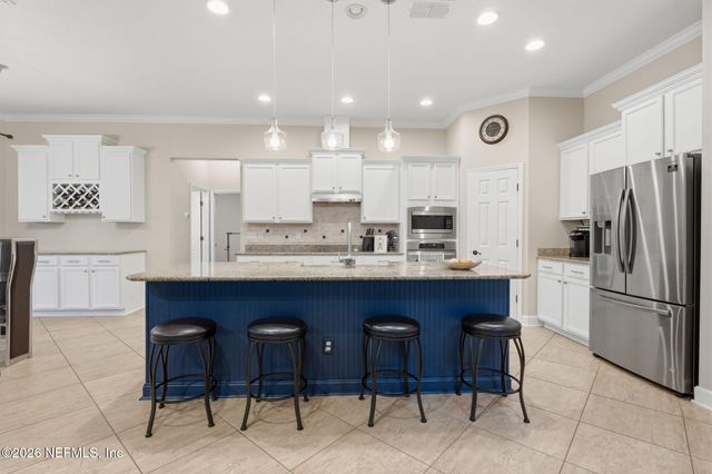 1629 FENTON Avenue, St. Johns, FL 32259