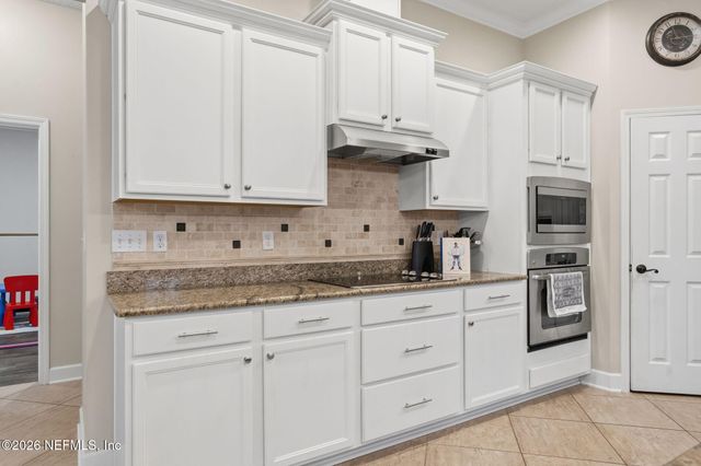1629 FENTON Avenue, St. Johns, FL 32259