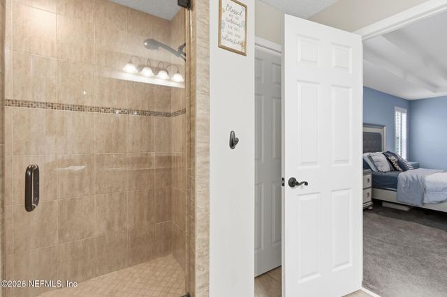 1629 FENTON Avenue, St. Johns, FL 32259
