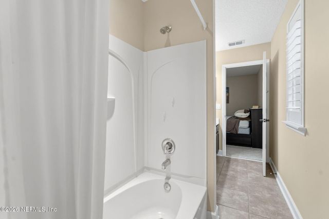 1629 FENTON Avenue, St. Johns, FL 32259