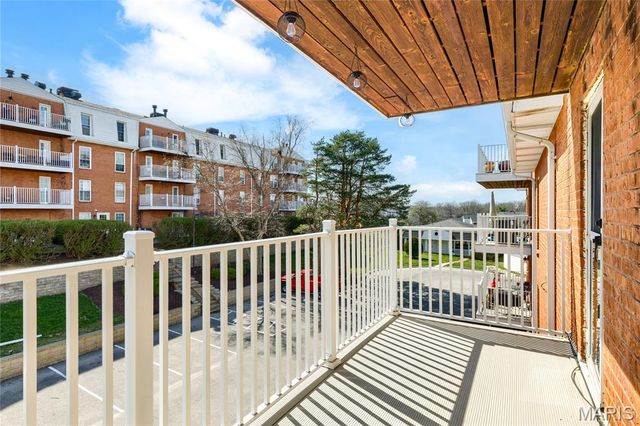 14443 Bantry Lane 24, Chesterfield, MO 63017