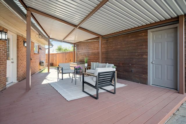 9705 Ash Creek Drive, Dallas, TX 75228