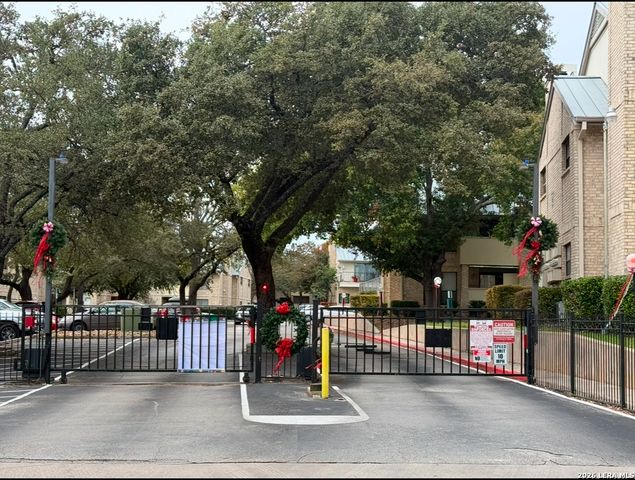 11843 Braesview Apt 1912, San Antonio, TX 78213