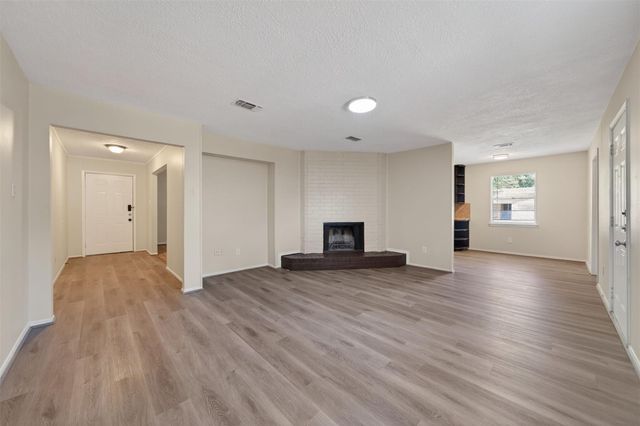 4538 Burkegate Drive, Spring, TX 77373