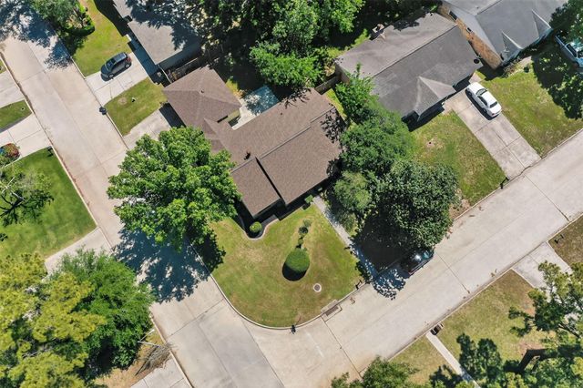 4538 Burkegate Drive, Spring, TX 77373