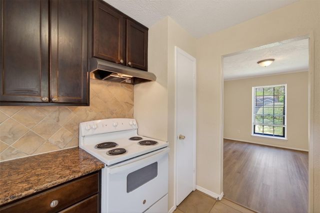 4538 Burkegate Drive, Spring, TX 77373