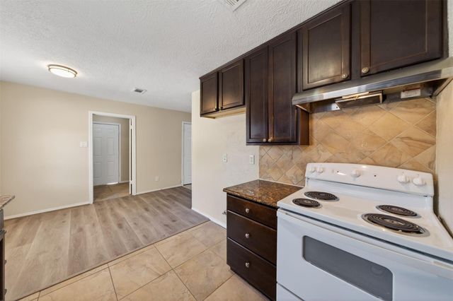 4538 Burkegate Drive, Spring, TX 77373