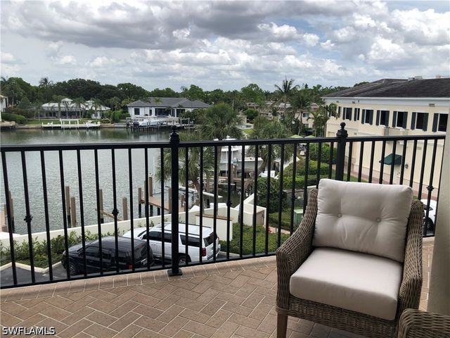 1400 Gulf Shore BLVD N 310, Naples, FL 34102
