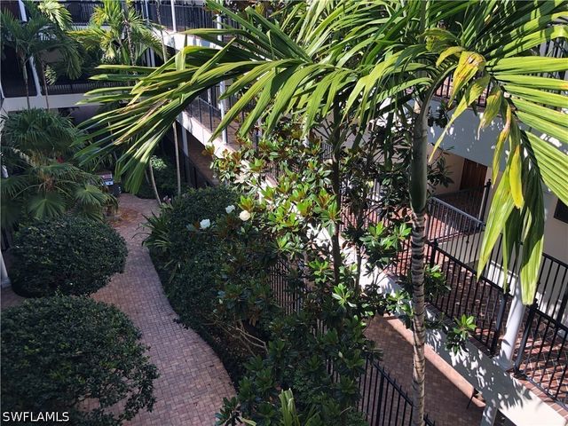 1400 Gulf Shore BLVD N 310, Naples, FL 34102
