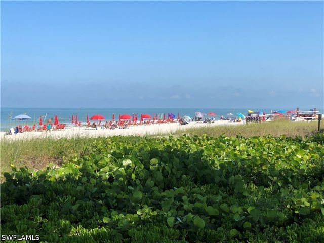 1400 Gulf Shore BLVD N 310, Naples, FL 34102
