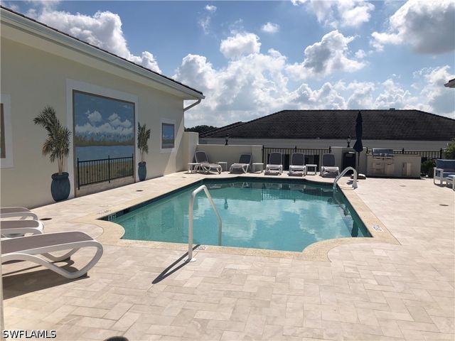 1400 Gulf Shore BLVD N 310, Naples, FL 34102