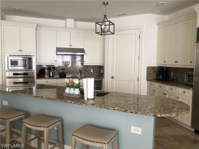 1400 Gulf Shore BLVD N 310, Naples, FL 34102
