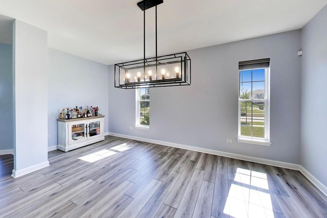 13700 Buchanan Drive, Lemont, IL 60439