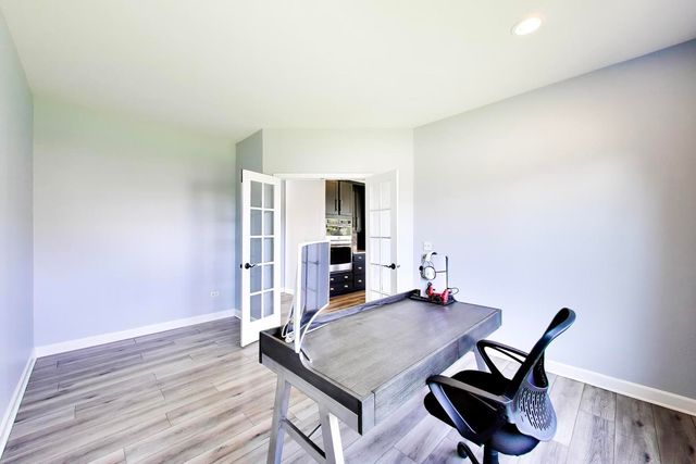 13700 Buchanan Drive, Lemont, IL 60439