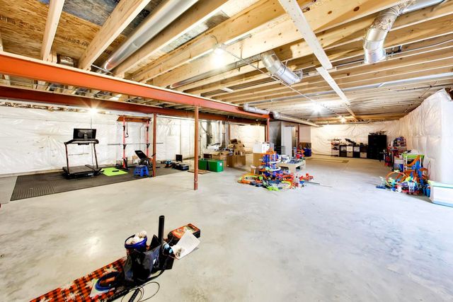 13700 Buchanan Drive, Lemont, IL 60439