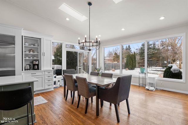 552 Middlesex Road, Grosse Pointe Park, MI 48230