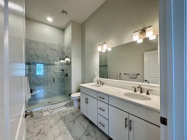 320 Middlesex Ave D405, Medford, MA 02155