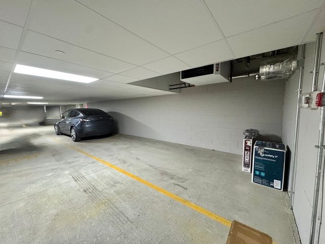 320 Middlesex Ave D405, Medford, MA 02155