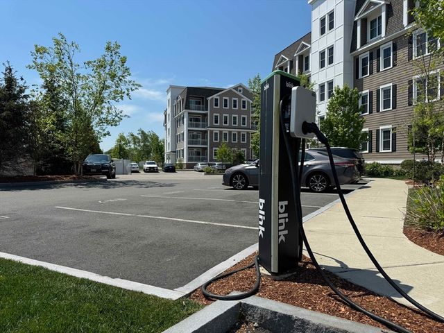 320 Middlesex Ave D405, Medford, MA 02155