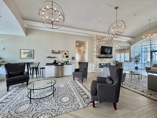 320 Middlesex Ave D405, Medford, MA 02155