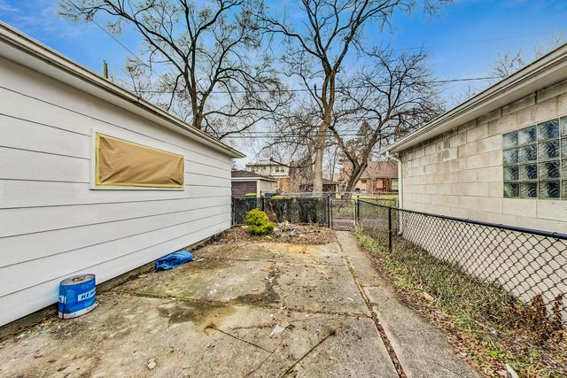 14220 S Wabash Avenue, Riverdale, IL 60827