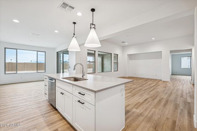 16673 W WHITTON Avenue, Goodyear, AZ 85395