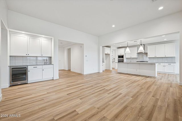 16673 W WHITTON Avenue, Goodyear, AZ 85395
