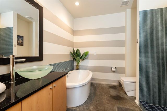 130 Arizona Avenue NE 204, Atlanta, GA 30307