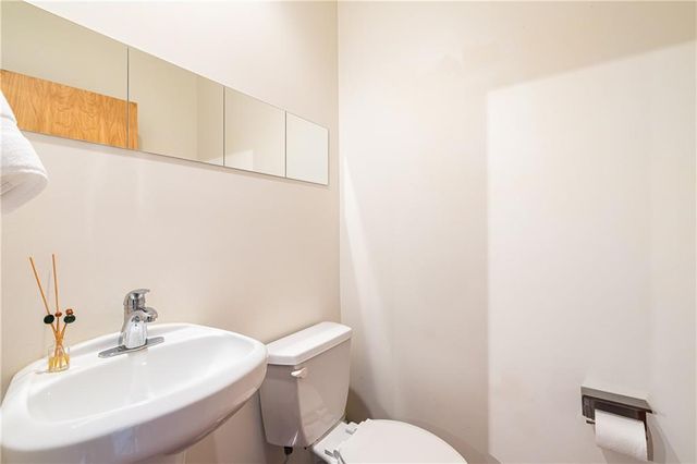 130 Arizona Avenue NE 204, Atlanta, GA 30307