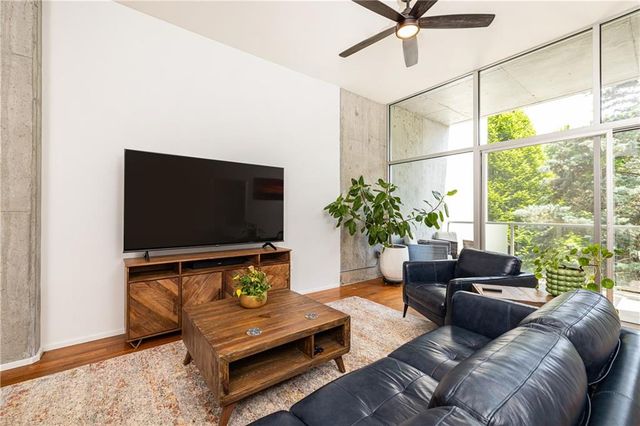 130 Arizona Avenue NE 204, Atlanta, GA 30307