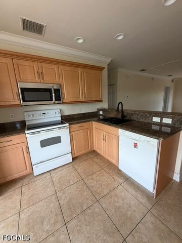 4921 SW 16th PL 202, Cape Coral, FL 33914