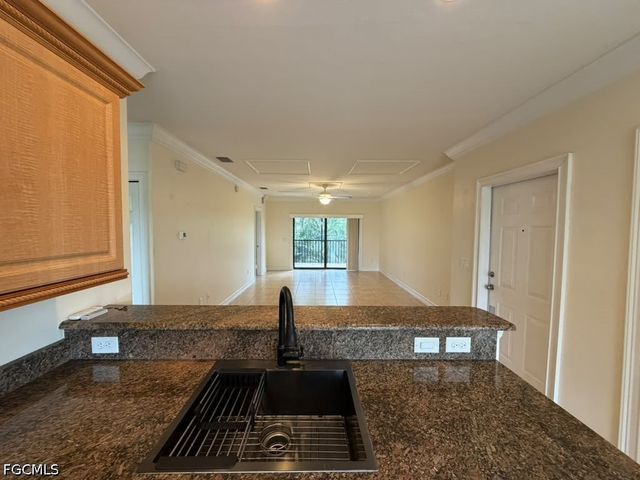 4921 SW 16th PL 202, Cape Coral, FL 33914