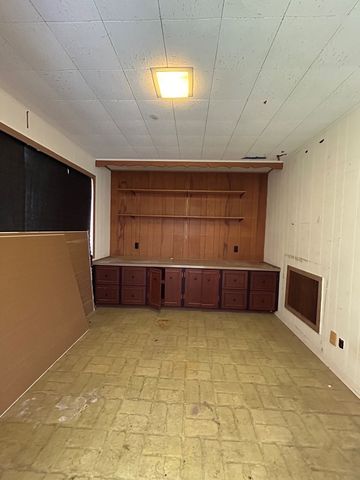 1413 Broadway, Kerrville, TX 78028