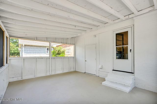 809 Pine Valley Drive, Wilmington, NC 28409