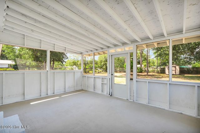 809 Pine Valley Drive, Wilmington, NC 28409
