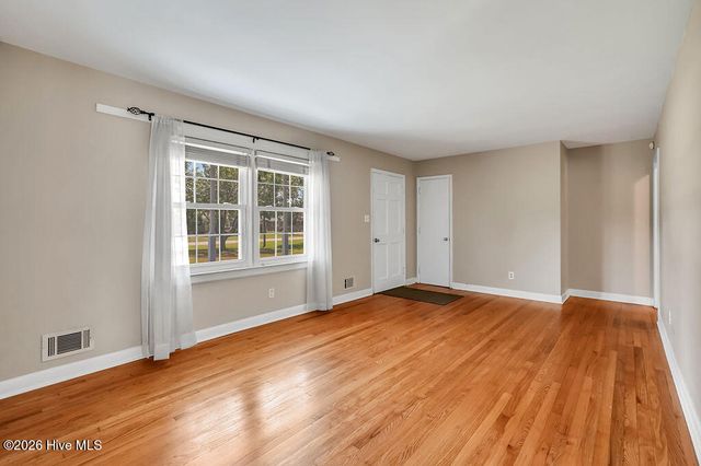 809 Pine Valley Drive, Wilmington, NC 28409