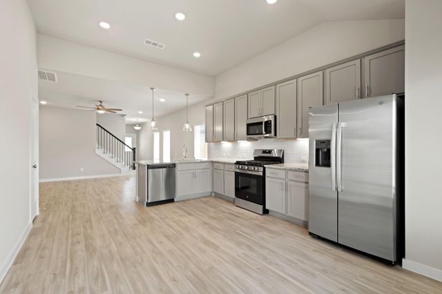 21667 Wave Hollow Drive, Cypress, TX 77433