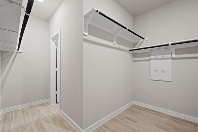 21667 Wave Hollow Drive, Cypress, TX 77433