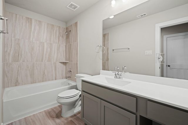 21667 Wave Hollow Drive, Cypress, TX 77433