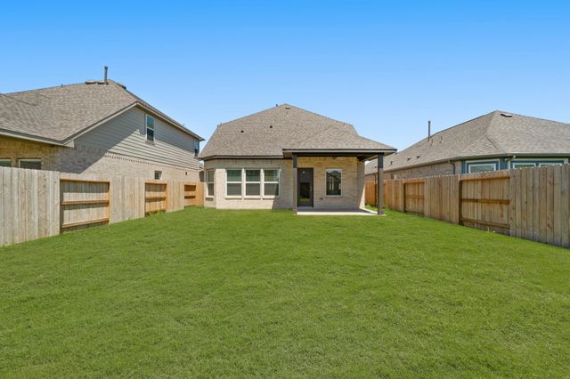 21667 Wave Hollow Drive, Cypress, TX 77433