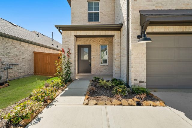 21667 Wave Hollow Drive, Cypress, TX 77433